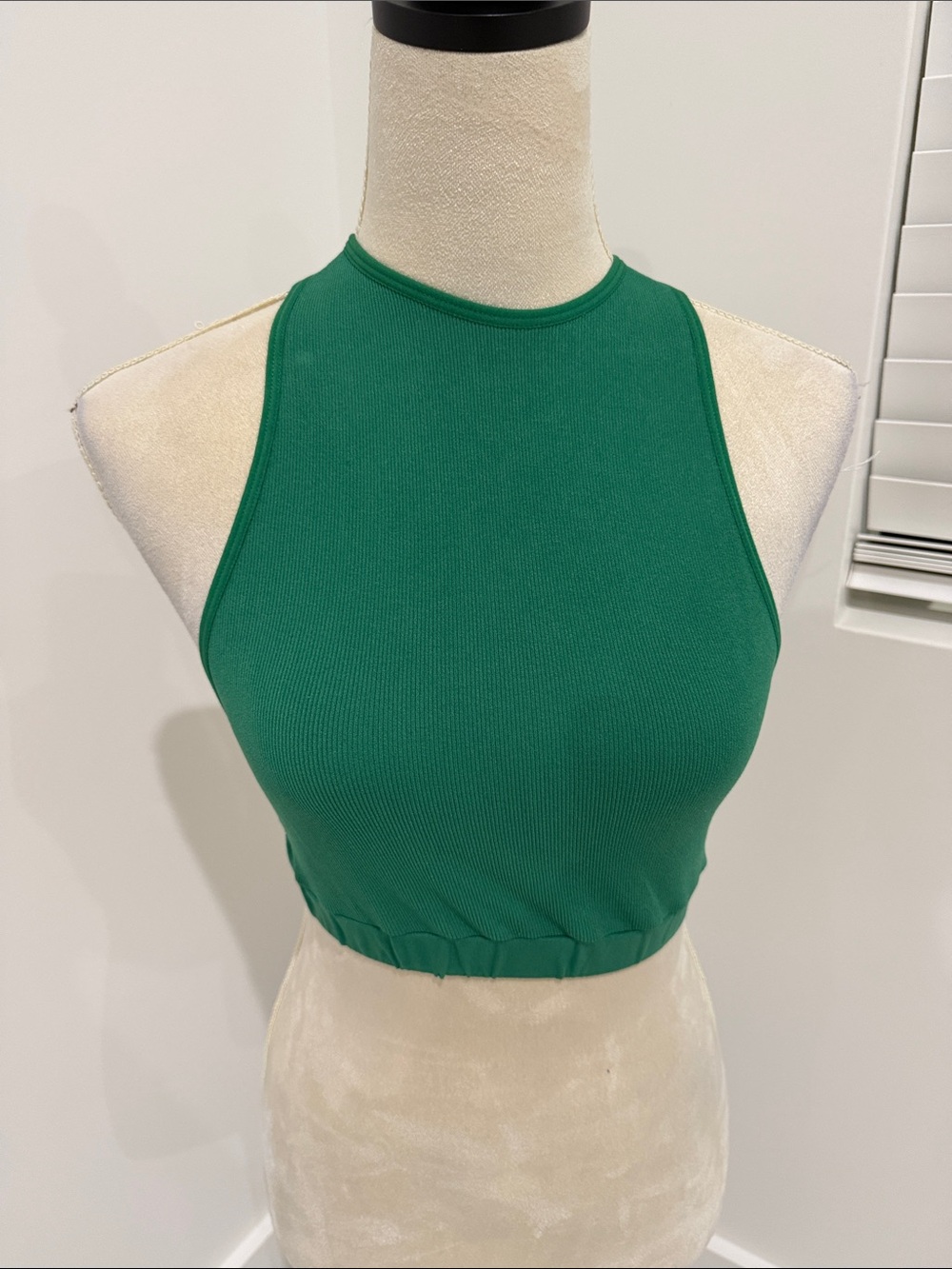 Green Ribbed High-Neck Cropped Tank Top
